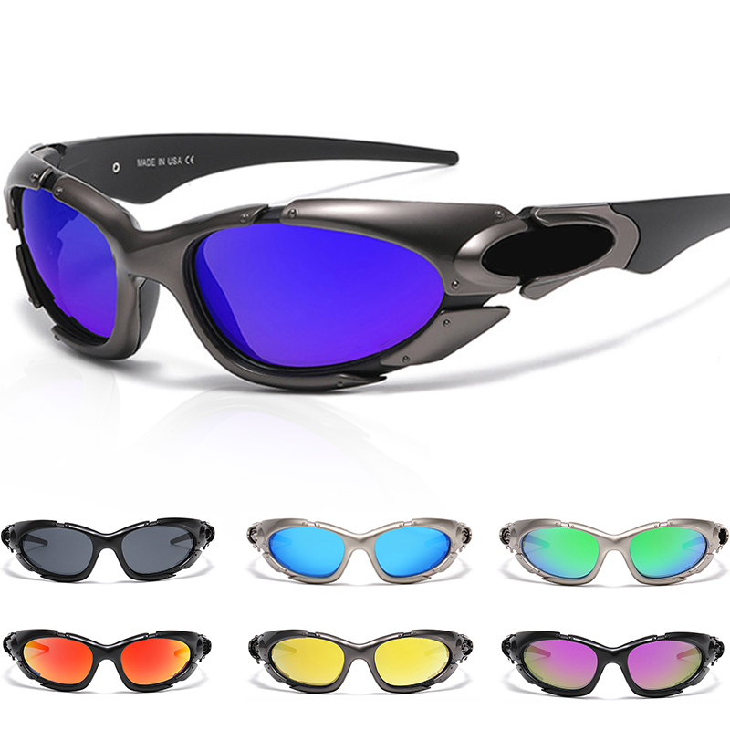Occhiali da Sole Quadrati di D - Travel Accessories Brand recensione e prezzo