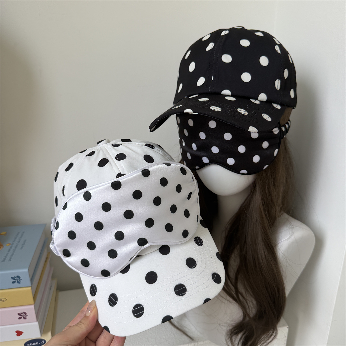 Set 2 Pezzi Cappello da Baseba - Travel Accessories Kit For Women recensione e prezzo