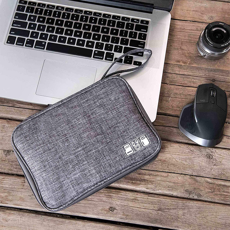 Borse organizer per cinturino  - Travel Accessories Apple recensione e prezzo