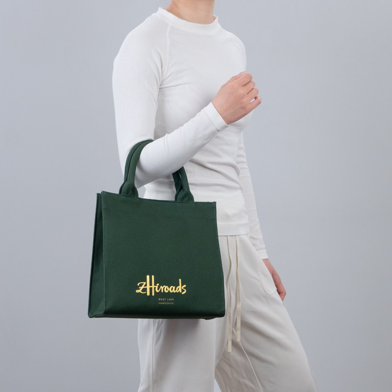 Borse a Mano di Lusso in Tela  - Travel Accessories Brand recensione e prezzo