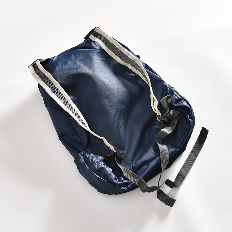 Zaino pieghevole leggero imper - Packable Daypack Foldable recensione e prezzo